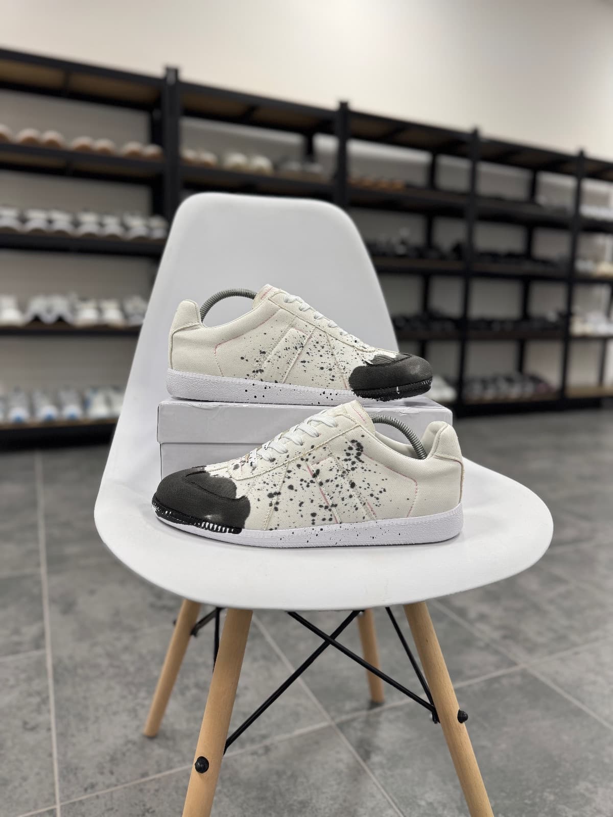 Maison Margiela Paint Replica — 1
