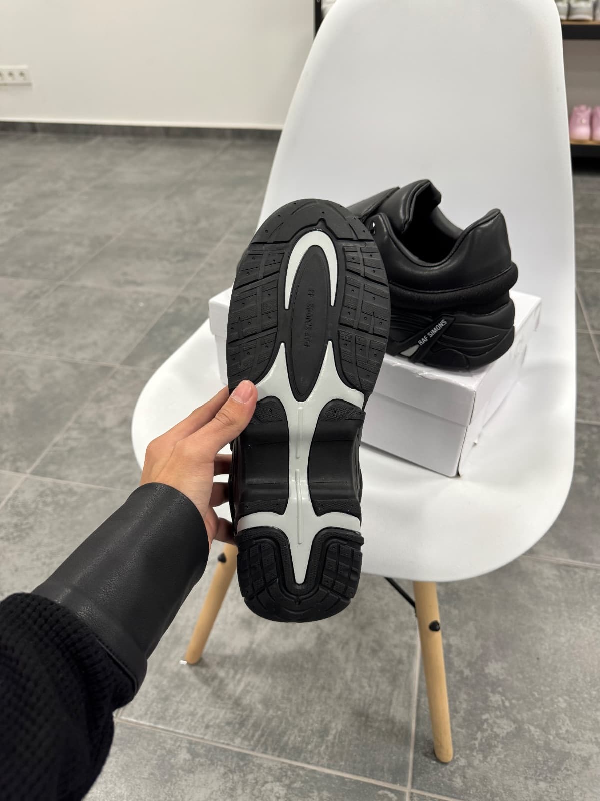 Raf Simons Antei — 4