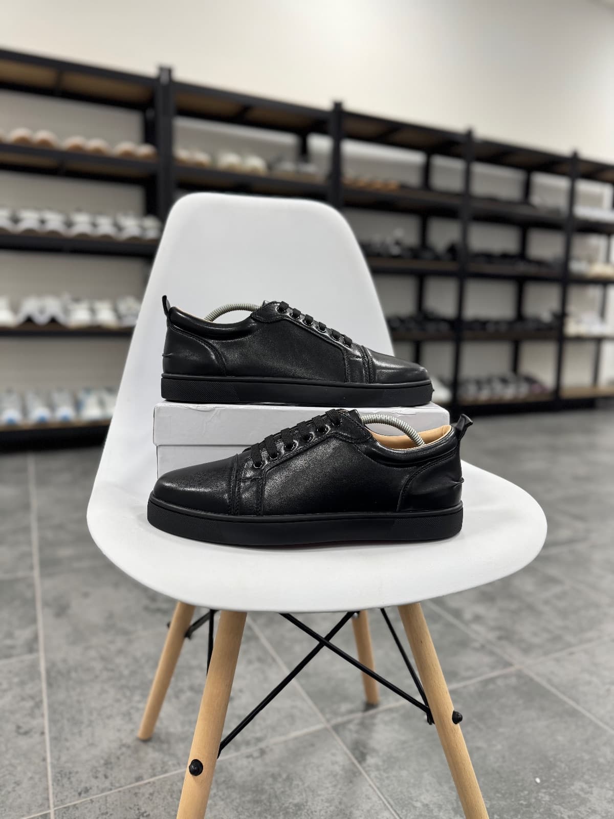 Christian Louboutin Louis Junior — 1