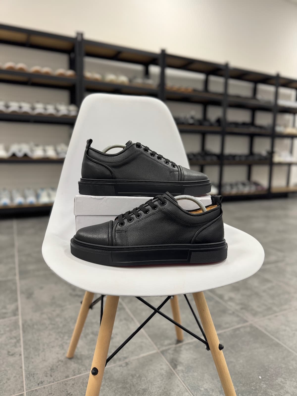 Christian Louboutin Louis Junior — 1