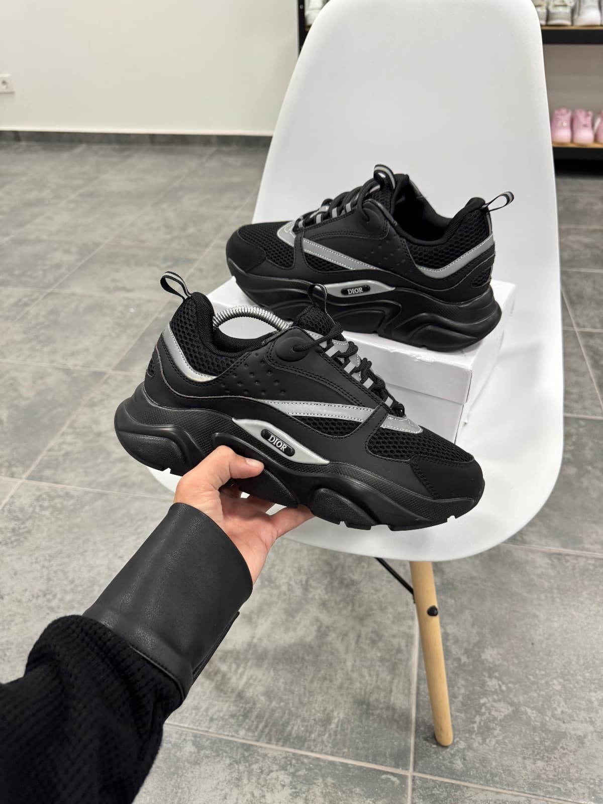 Dior B22 — 2