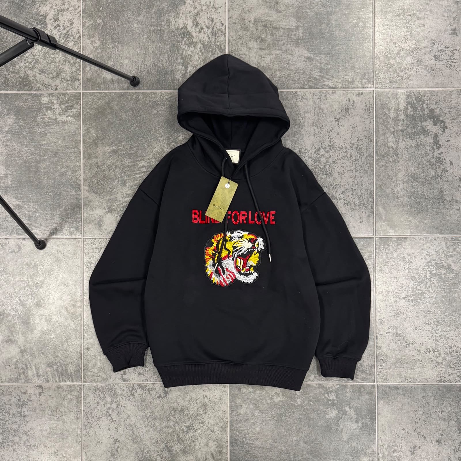 Gucci Blind For Love Tiger — 1