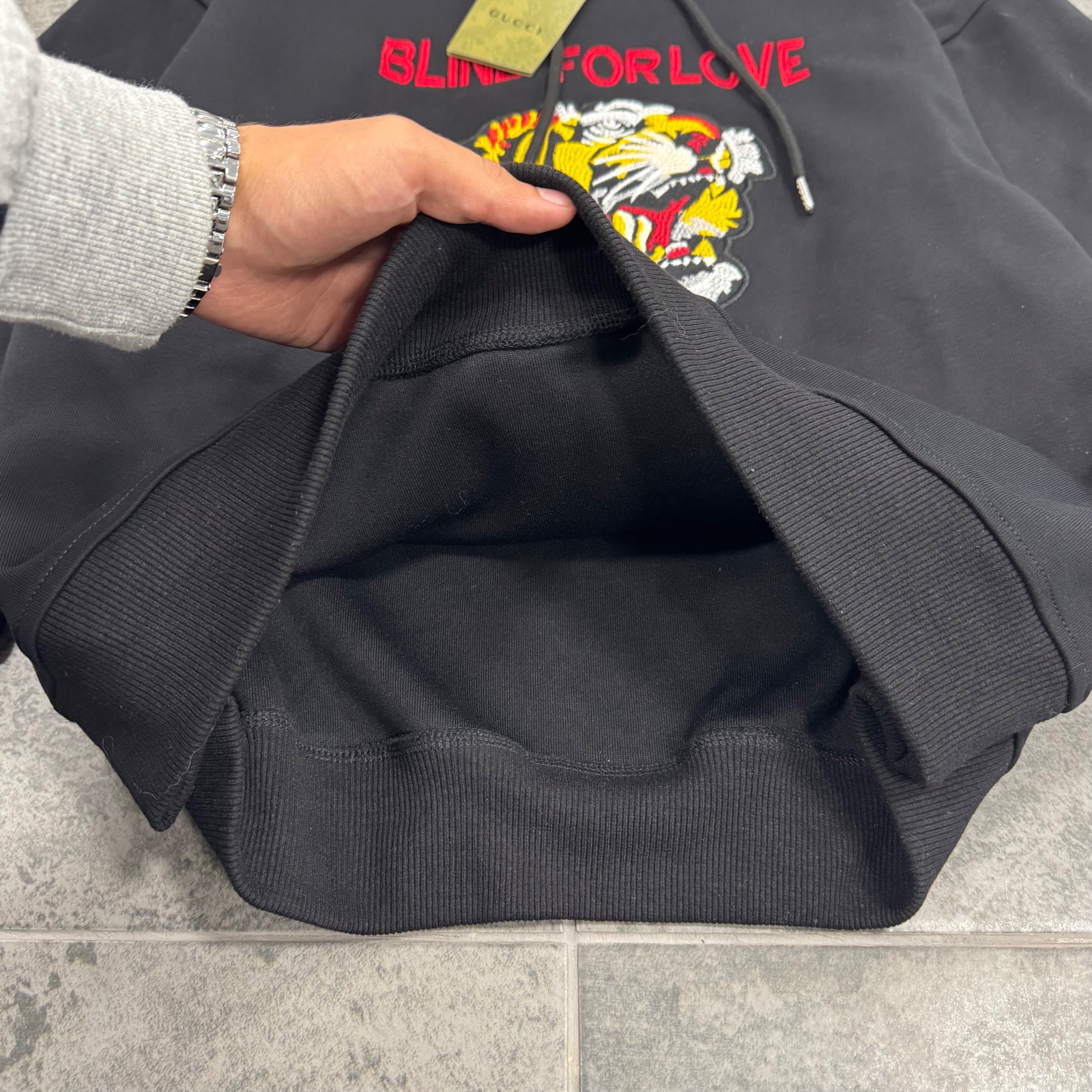 Gucci Blind For Love Tiger — 2